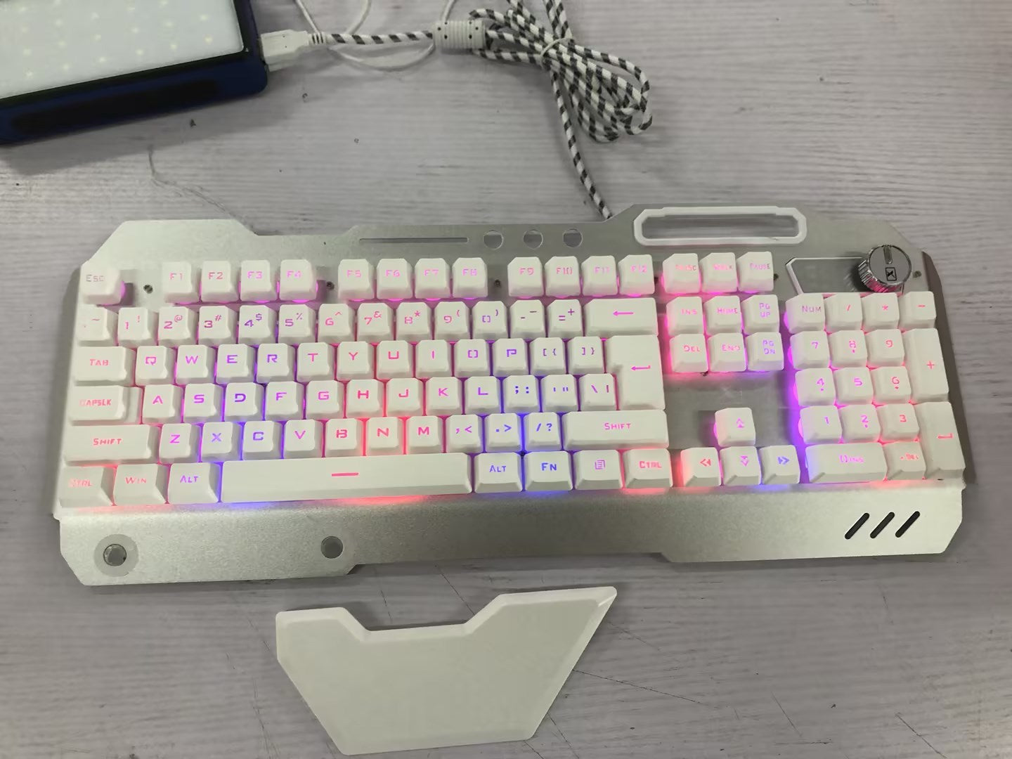 ErgonomicWired Gaming Keyboard with RGB Backlight Phone Holder - Raifaonline